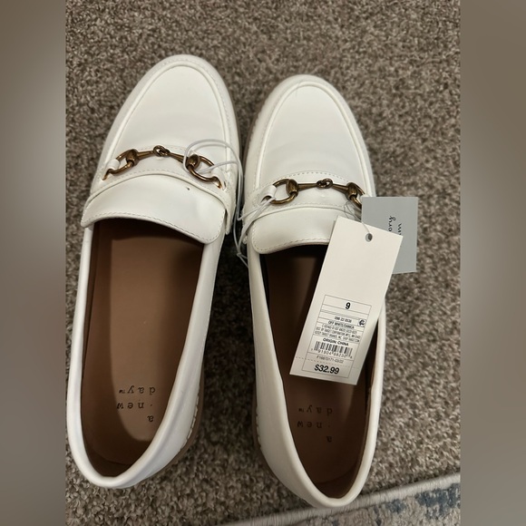 A New Day Target NWT white loafers size 9 - Picture 3 of 3